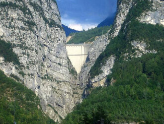 世界最高的 10 座人造墙 Vajont 水坝